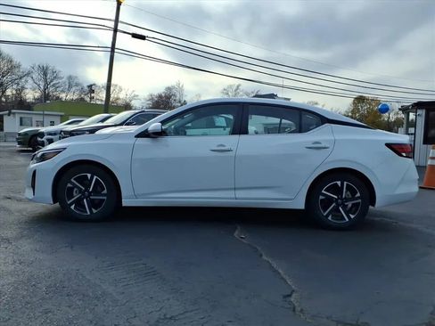 Used 2024 Nissan Sentra SV image 6