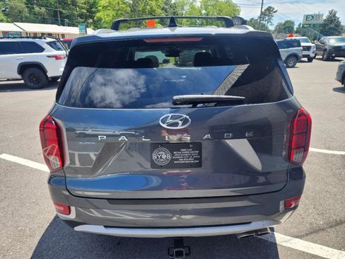 Used 2021 Hyundai Palisade Limited FWD image 4