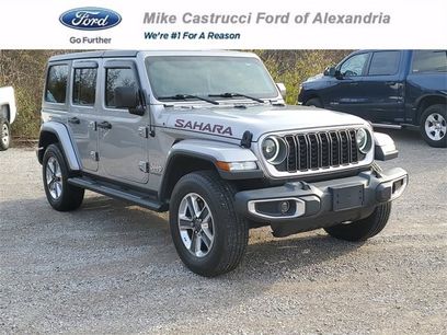 Used 2018 Jeep Wrangler Unlimited Sahara w/ Cold Weather Group