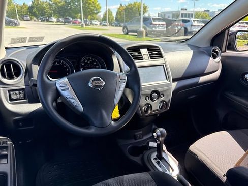 Used 2019 Nissan Versa SV FWD image 19