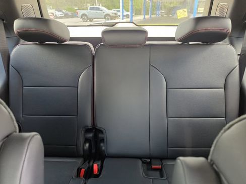 New 2026 Chevrolet Traverse RS w/ LPO, Floor Liner Package FWD image 20