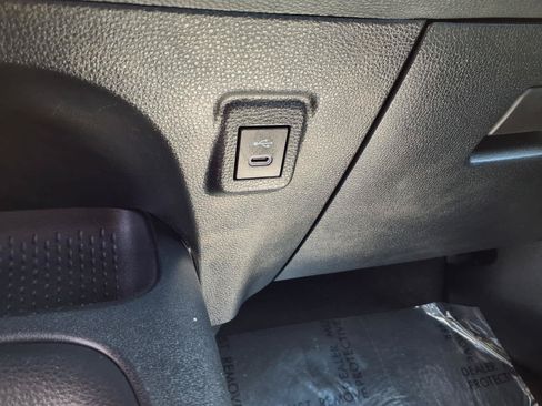 Used 2024 Toyota Corolla LE FWD image 18