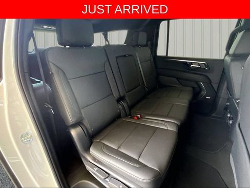 New 2026 Chevrolet Suburban LT w/ Comfort Package AWD/4WD image 6