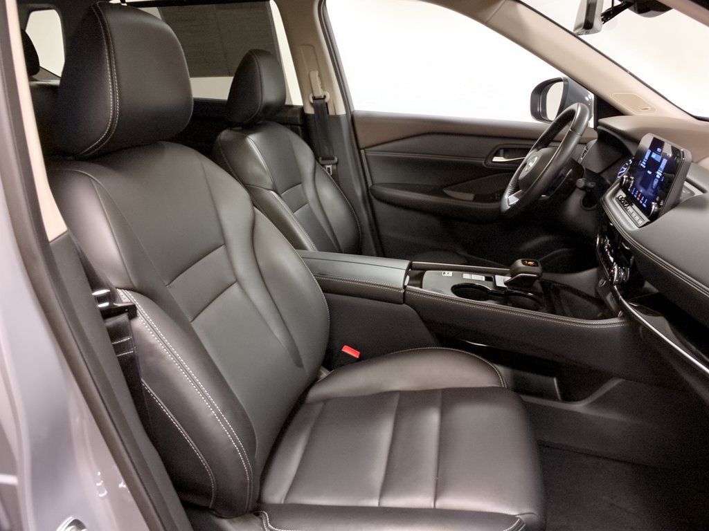 Used 2023 Nissan Rogue SL w/ SL Premium Package FWD image 30