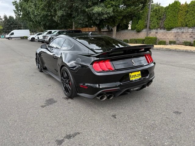 Certified 2021 Ford Mustang Shelby GT500 w/ Technology Package RWD image 3