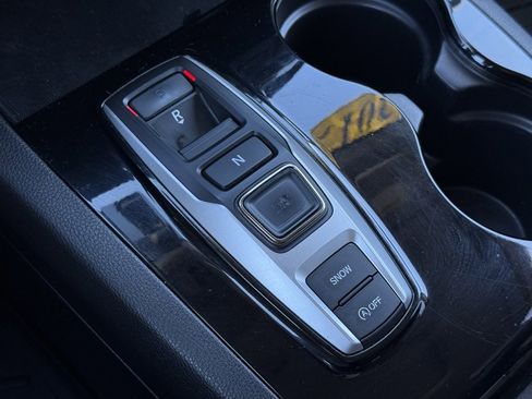 Used 2017 Honda Pilot Touring image 39