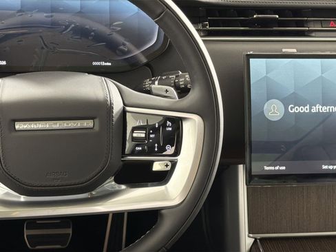New 2026 Land Rover Range Rover SE image 13