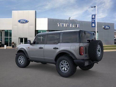 New 2025 Ford Bronco Badlands AWD/4WD image 4
