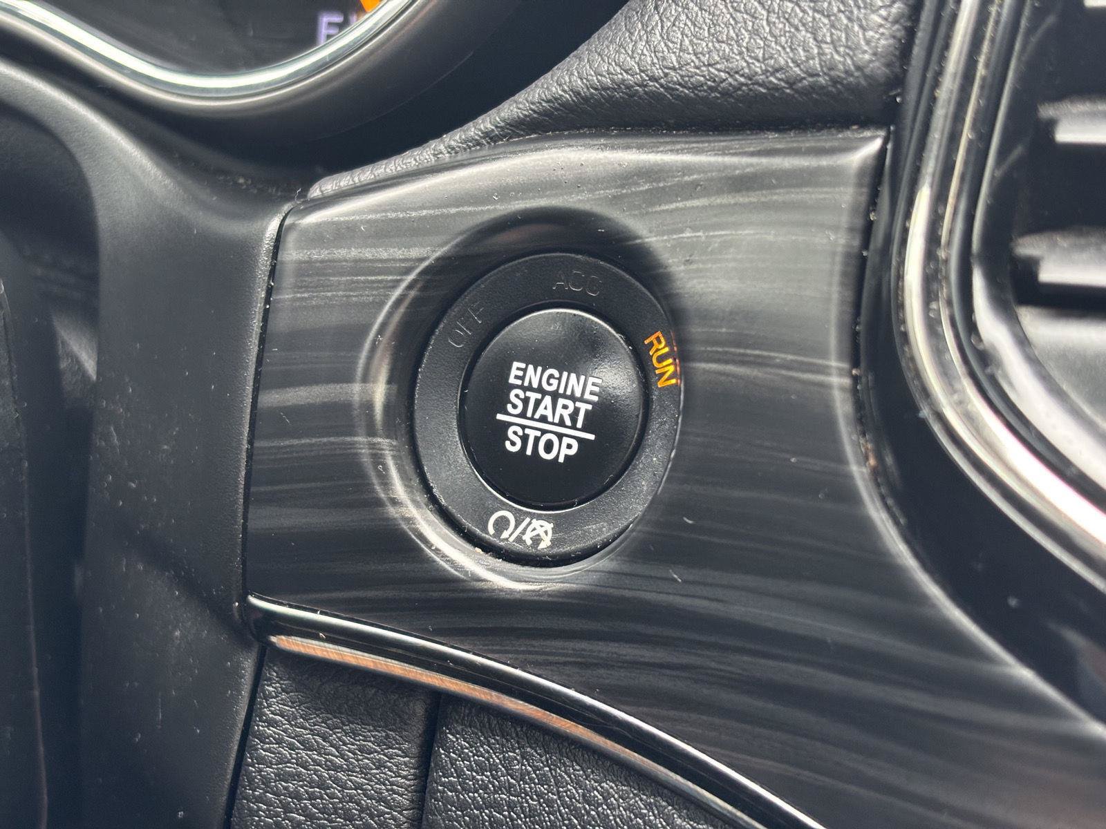 Used 2019 Jeep Grand Cherokee Limited X AWD/4WD image 29