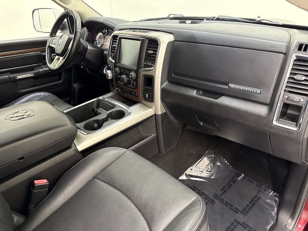 Used 2016 RAM 1500 Laramie w/ Convenience Group AWD/4WD image 22