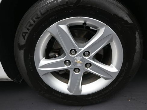 Used 2022 Chevrolet Malibu LS FWD image 10