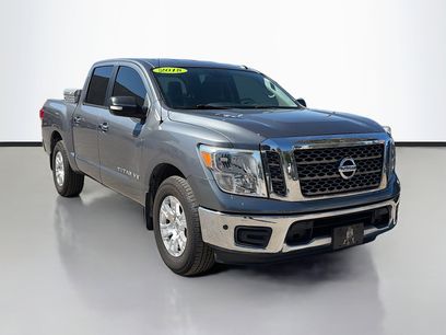 Used 2018 Nissan Titan SV w/ SV Convenience Package