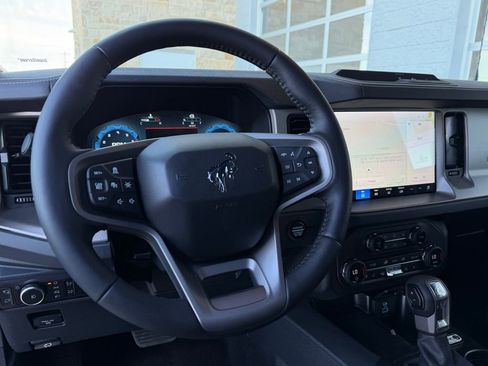 New 2025 Ford Bronco Outer Banks image 35