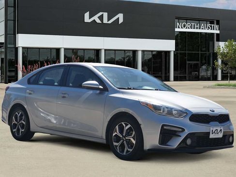 Used 2021 Kia Forte LXS FWD image 7