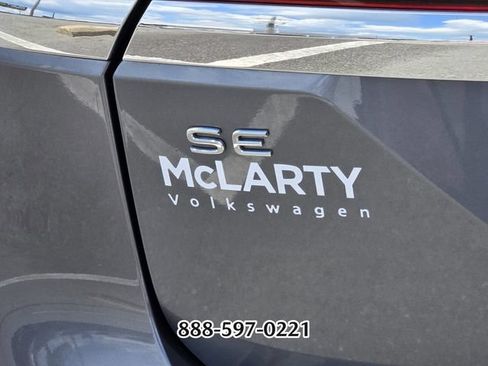 Certified 2025 Volkswagen Atlas SE AWD/4WD image 16
