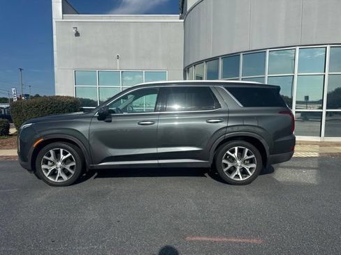 Used 2022 Hyundai Palisade SEL w/ Premium Package FWD image 11