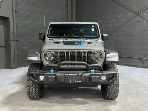 Used 2023 Jeep Wrangler Unlimited Rubicon 4xe AWD/4WD image 2