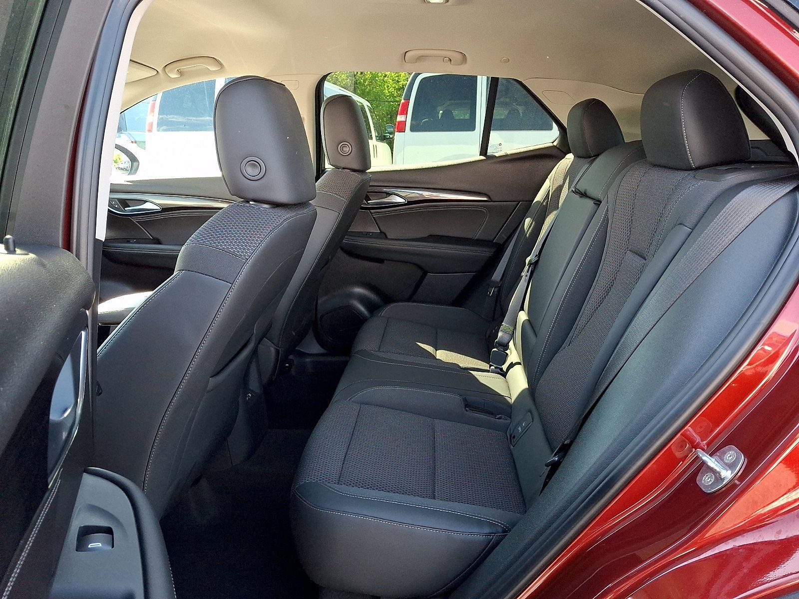Certified 2023 Buick Envision Preferred FWD image 11