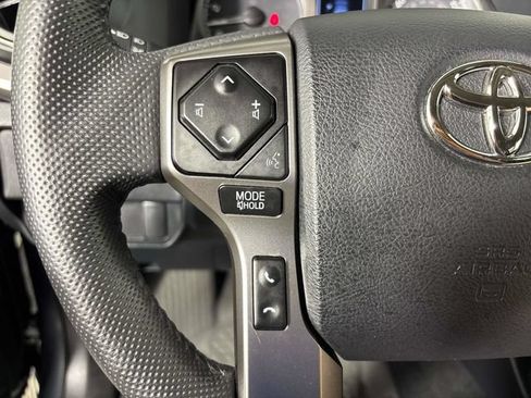 Used 2023 Toyota Tacoma SR5 AWD/4WD image 17