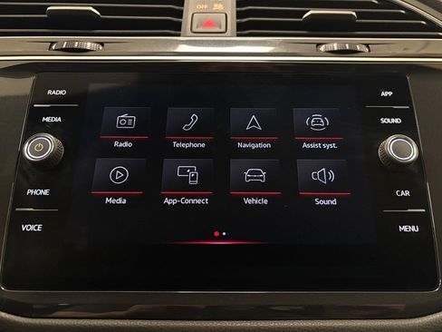 Used 2024 Volkswagen Tiguan SE R-Line AWD/4WD image 26