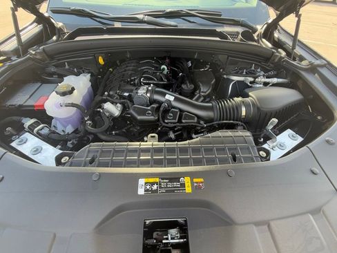 New 2025 Jeep Grand Cherokee L Laredo image 31