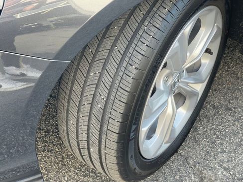 Used 2025 Honda Accord LX image 33