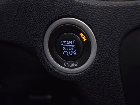 Used 2013 Dodge Charger R/T image 30