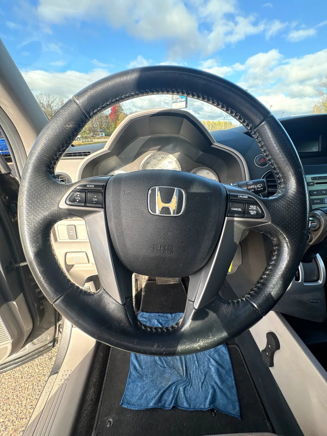 Used 2011 Honda Pilot EX-L image 16