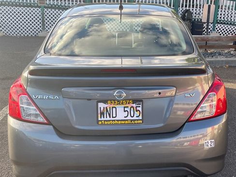 Used 2019 Nissan Versa SV FWD image 6