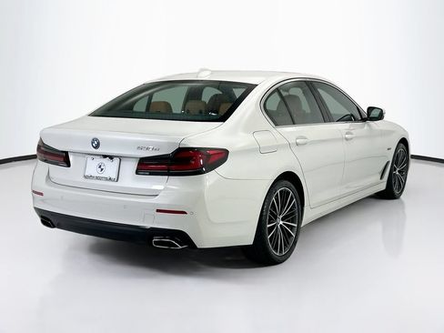 Certified 2023 BMW 530e w/ Premium Package RWD image 5