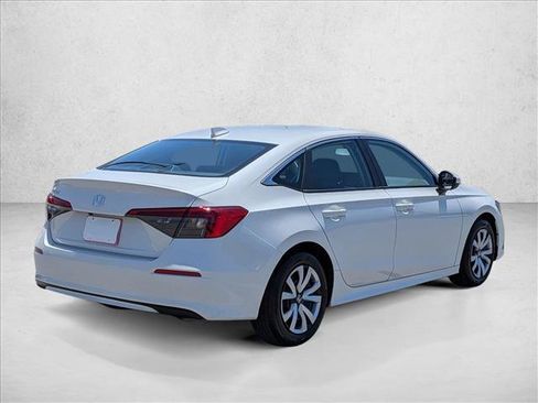 Used 2024 Honda Civic LX image 5