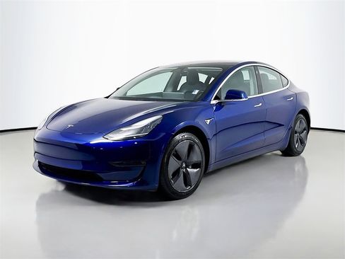 Used 2018 Tesla Model 3 Long Range image 1
