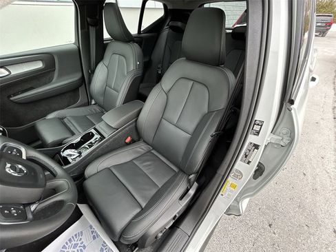 New 2026 Volvo XC40 B5 Plus w/ Protection Package Premier image 15
