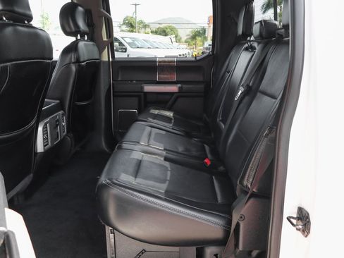 Used 2017 Ford F350 Lariat w/ Chrome Package image 36