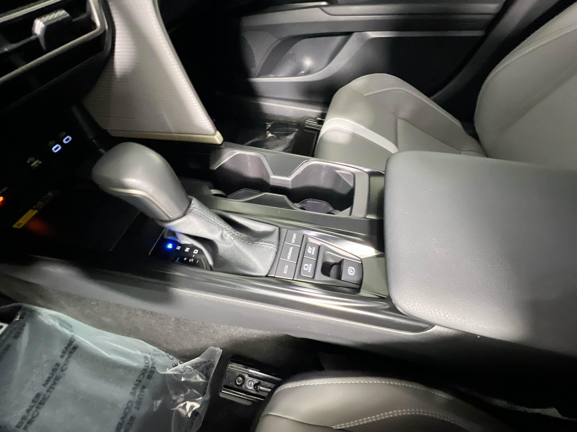 Used 2026 Toyota Camry SE FWD image 25
