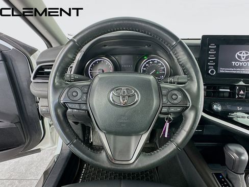 Used 2023 Toyota Camry SE FWD image 14