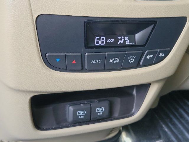 Used 2020 Acura MDX w/ Technology Package AWD/4WD image 17