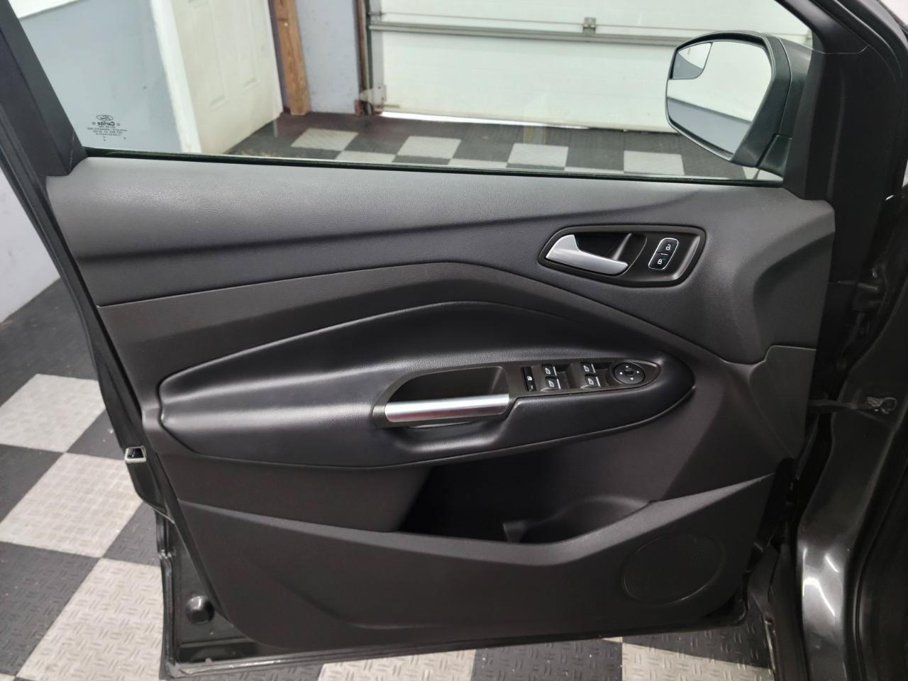 Used 2019 Ford Escape SE AWD/4WD image 21