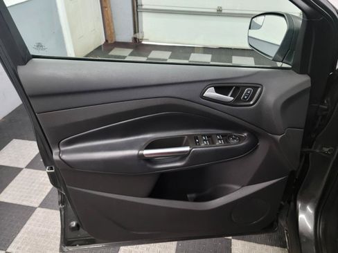 Used 2019 Ford Escape SE AWD/4WD image 21