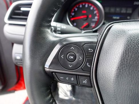 Used 2023 Toyota Camry XSE image 13