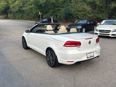 Used 2014 Volkswagen Eos FWD image 7