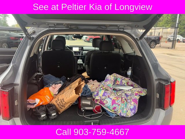 Used 2023 Kia Sorento SX AWD/4WD image 13