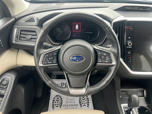 Used 2023 Subaru Ascent Limited image 27