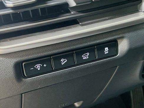 New 2025 Kia Telluride S image 10