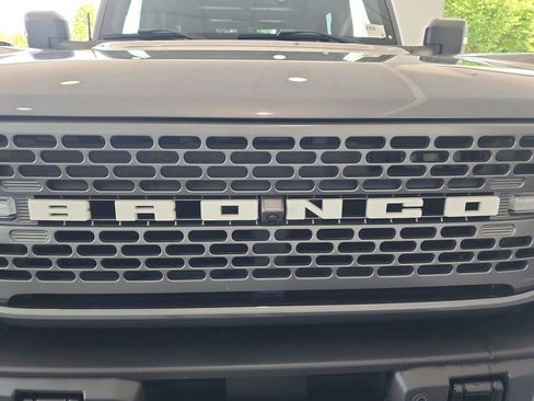 Used 2023 Ford Bronco Badlands AWD/4WD image 30