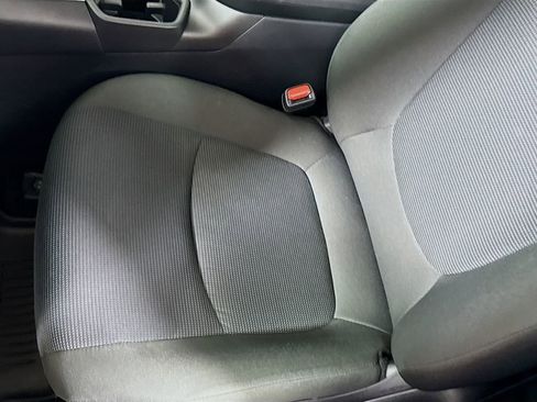 Used 2024 Toyota RAV4 LE AWD/4WD image 17
