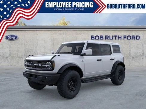New 2026 Ford Bronco Outer Banks AWD/4WD image 1