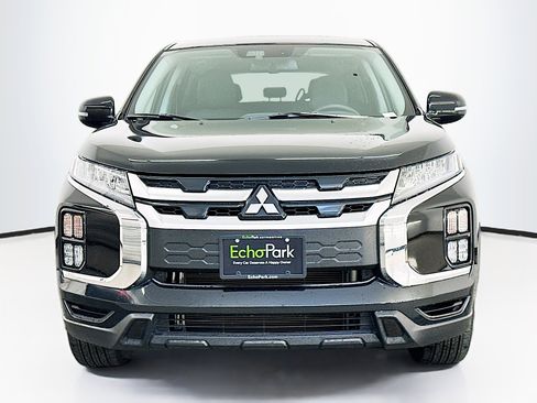 Used 2025 Mitsubishi Outlander Sport AWD image 2