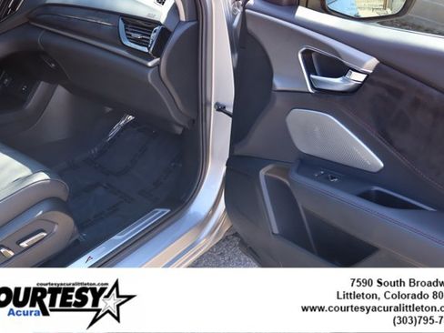 Used 2025 Acura RDX A-Spec image 37