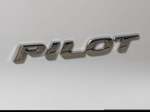 Used 2022 Honda Pilot Sport image 28